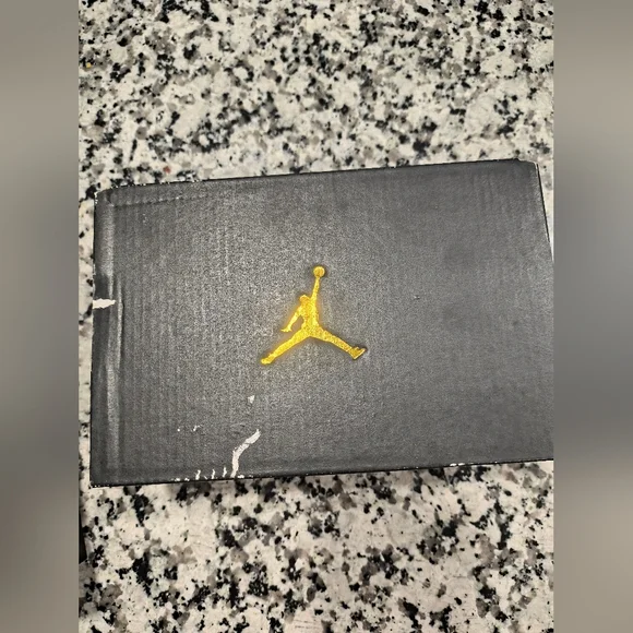 Nike Baby Sneakers in Pink and White Sz 4c - Picture 8 of 10